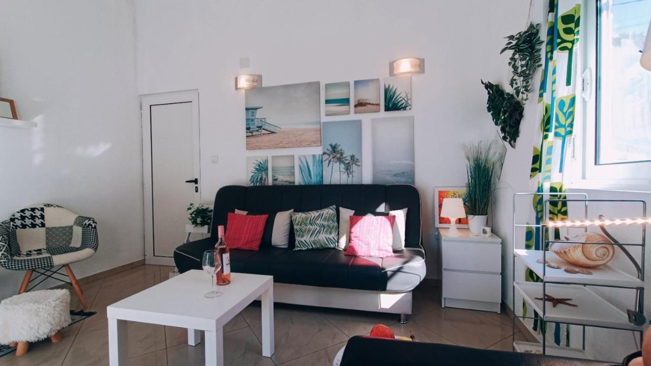 Beach Apartment With Beach Chairs N.1 Utjeha Eksteriør bilde