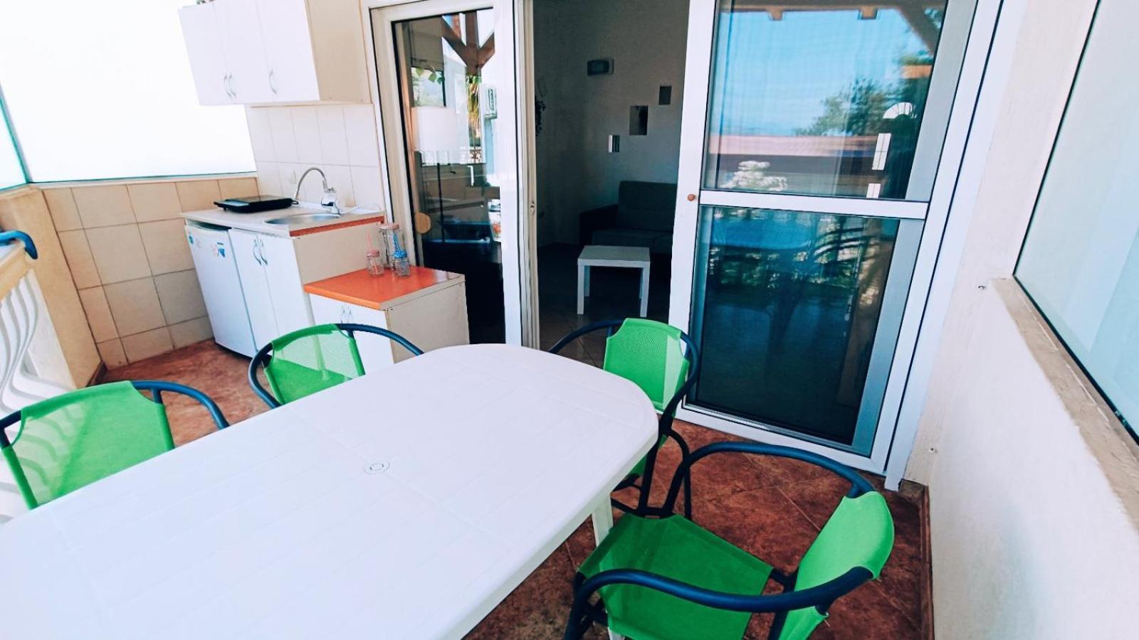Beach Apartment With Beach Chairs N.1 Utjeha Rom bilde