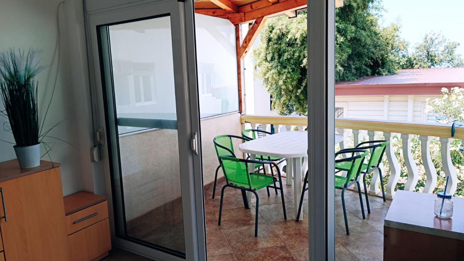 Beach Apartment With Beach Chairs N.1 Utjeha Rom bilde